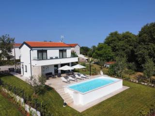 Boutique Villa Louisa - 0