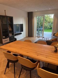 Stue villa lejlighed med adgang til stor have - 3