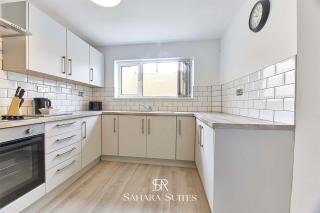 Modern 5BR Contractor Stay - Family & Business - Parking - Blyth - 6