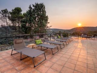 Casa Clarita hasta 21 personas, piscina a 40 min de Madrid y aeropuerto - 4