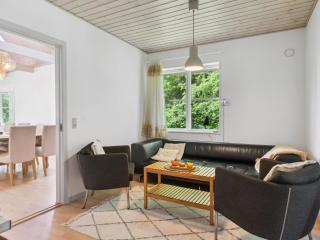 Holiday Home Guthbrand - 800m from the sea by Interhome - 3