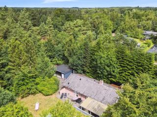 Holiday Home Ingebrit - 7km from the sea by Interhome - 8