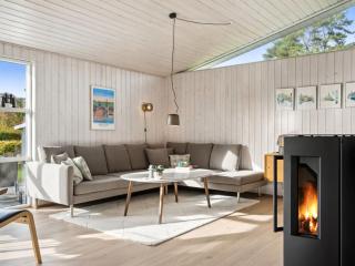 Holiday Home Liesel - 700m from the sea by Interhome - 6