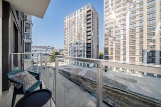 Modern apartment in a new building near the center - 9