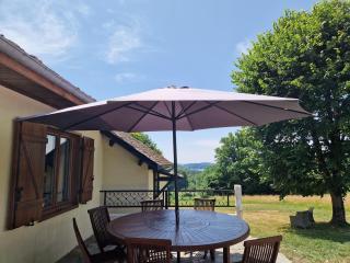 Maison cosy et nature avec vue sur le lac de Neuvic - 9