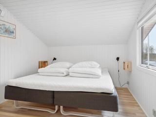 Holiday Home Dome - 12km from the sea by Interhome - 7
