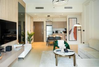 Chic 1BR Retreat , Blvd Views, Walk to Dubai Mall - 6