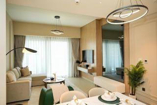 Chic 1BR Retreat , Blvd Views, Walk to Dubai Mall - 4
