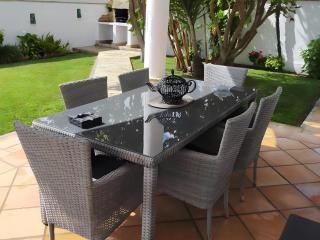 Chalet grande con Piscina para Parejas y Familias - 3