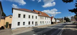 Seyfarthrooms - Monteurwohnung Großröhrsdorf 3 - zentrale Lage, gute Anbindung, ideal für 2 Personen - 1