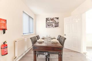 Monthly Stay - Stylish 3BR Blyth Home - Contractors & Family - 9