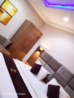 Pristine Hotel - 1