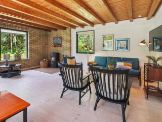 Holiday Home Kersta - 3-3km from the sea by Interhome - 3