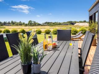Holiday Home Syni - 450m from the sea by Interhome - 1