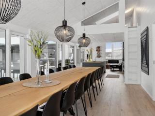 Holiday Home Marinus - 800m from the sea by Interhome - 5