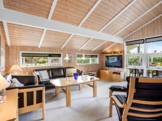 Holiday Home Maira - from the sea by Interhome - 8