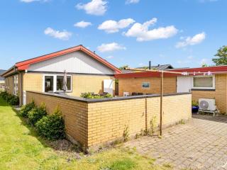 Holiday Home Elika - 1-5km from the sea by Interhome - 7