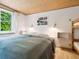 Holiday Home Horsten - 270m from the sea by Interhome - 3