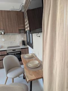 Eriad Patras City Centre - Entire Apartment - 3