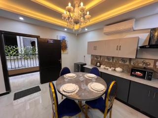 Peaceful 2BHK Retreat near Tourist Hotspots - 1