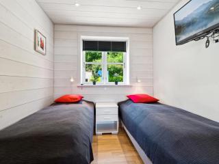 Holiday Home Lisbeth - 130m from the sea by Interhome - 2