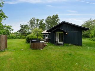 Holiday Home Sybilla - 600m from the sea by Interhome - 5