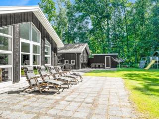 Holiday Home Patrice - 300m from the sea by Interhome - 4