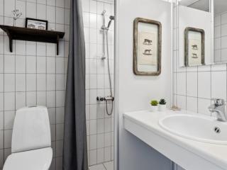 Apartment Reimer - 10m from the sea by Interhome - 5