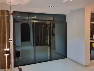 Luxury 1bed guest house with private garden in Magodo - 3