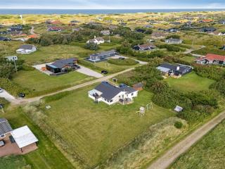 Holiday Home Hejdi - 650m from the sea by Interhome - 6