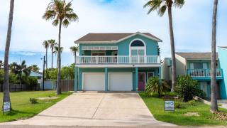 Tranquil Turquoise Retreat home - 1