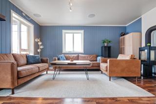 Seahouse with Panoramic Sea View - 5