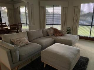 Blackstone Lakeside 4 Bedrooms 2 Bathrooms - 4