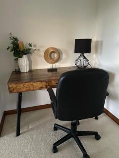 Blackstone Lakeside 4 Bedrooms 2 Bathrooms - 2