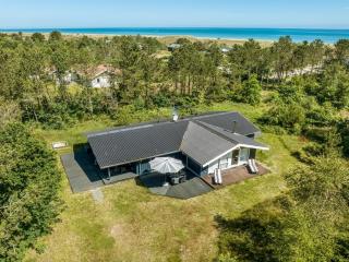 Holiday Home Ajten - 150m from the sea by Interhome - 5