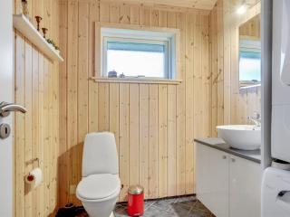 Holiday Home Elni - 900m from the sea by Interhome - 4