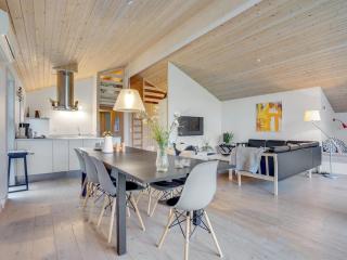 Holiday Home Elni - 900m from the sea by Interhome - 2