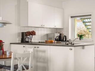 Apartment Jyrki - 100m from the sea by Interhome - 2