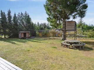 Holiday Home Antoinette - 500m from the sea by Interhome - 3