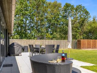 Holiday Home Fay - 25m from the sea by Interhome - 2