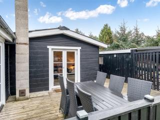 Holiday Home Daliborka - 600m from the sea by Interhome - Hals - 5