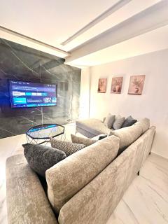 Stylish Luxe Apartment Near US Embassy Abdoun - 7