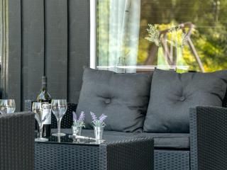 Holiday Home Esaline - 400m from the sea by Interhome - 1