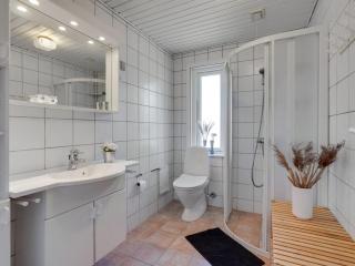 Holiday Home Fredrikke - 50m from the sea by Interhome - 3