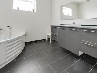 Holiday Home Edda - 400m from the sea by Interhome - 1