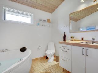 Holiday Home Veiko - 1-2km from the sea by Interhome - 2