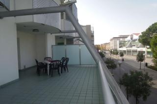 Modern beachside flat - Beahost - 0