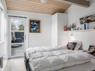 Holiday Home Clarabelle - 700m from the sea by Interhome - 7