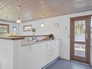 Holiday Home Ketildor - 100m from the sea by Interhome - 5