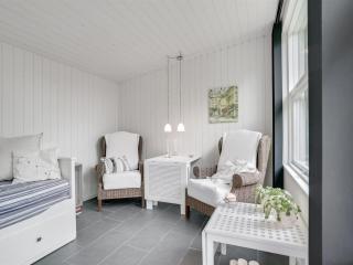 Holiday Home Yonna - 400m from the sea by Interhome - 2